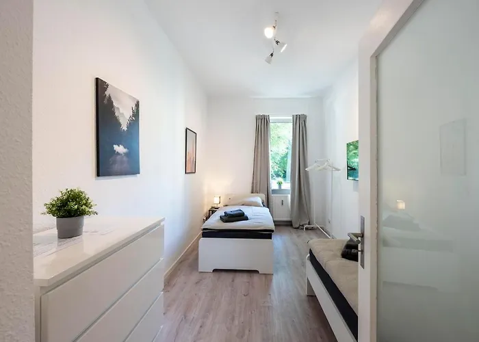 Work & In مانهايم