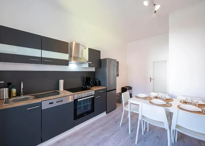 Work & In مانهايم